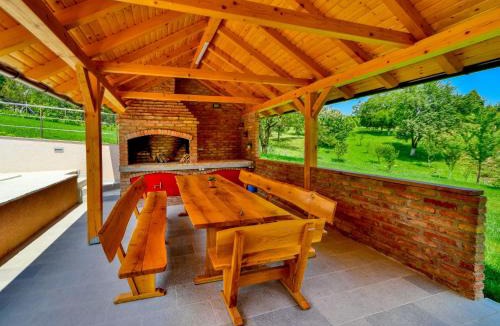 Brckovljani House | Holiday Home Madera by Interhome