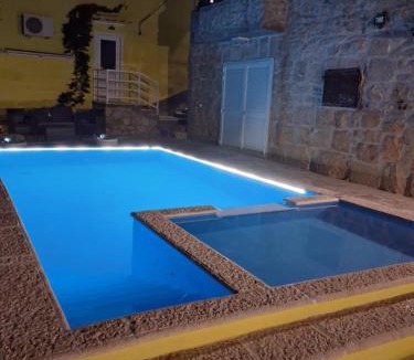 Lovrec House | Holiday Home Manda - private pool in mountain near sea