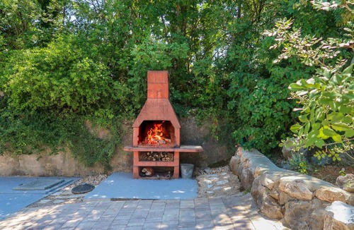 Klimno House | Holiday Home Maravic-1 by Interhome
