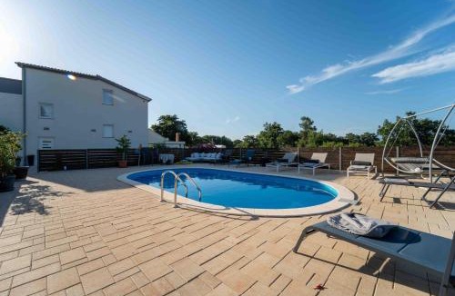 Poljica Villa | Holiday home “MARKO” with heated pool!