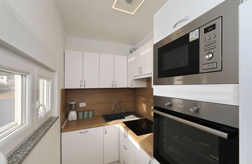 Maslenica House | Holiday Home Maslenica with Heated Private Pool