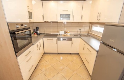 Plano Apartment | Holiday Home near Trogir