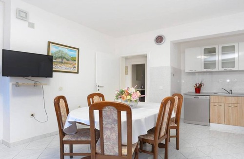 Dvornica House | Holiday Home Nada Rogoznica - Six Bedroom Holiday Home