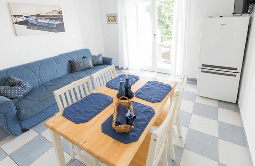 Jadrija Apartment | Holiday home on Jadrija Beach near Sibenik