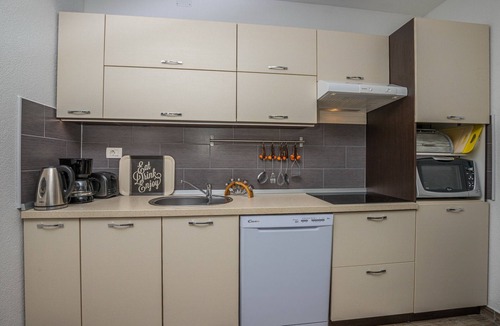 Grizane House | Holiday home Pavlina, (16408), Grižane, hr