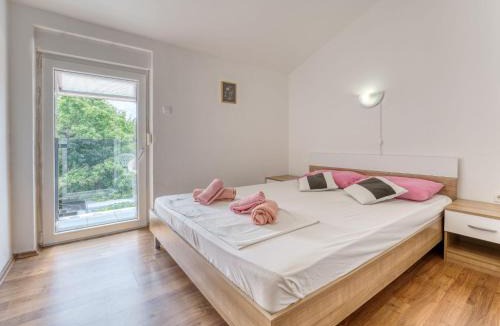 Polje House | Holiday Home Radmila by Interhome