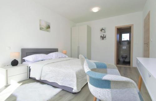 Drinovci House | Holiday Home Skelin by Interhome