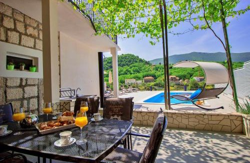 Zvecanje Villa | Holiday Home Vedrana