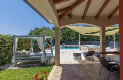 Karigador House | Holiday Home Villa Amaii by Interhome