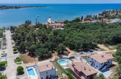 Karigador House | Holiday Home Villa Amaii by Interhome