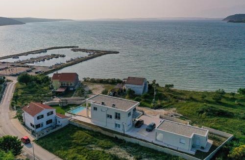 Ljubac House | Holiday Home Villa Giovanni