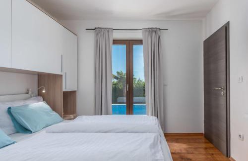 Nova Vas House | Holiday Home Villa Joy by Interhome