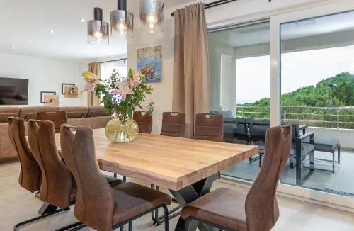 Rukavac House | Holiday Home Villa Luni by Interhome