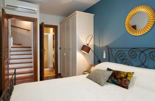 Loviste House | Holiday Home Villa Nauta - Peljesac- Ferienhaus mit Whirpool by Interhome