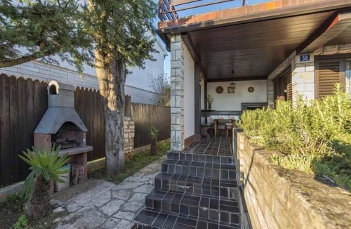 Karigador House | Holiday home with air conditioning