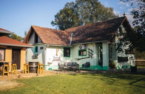 Sisak-Moslavina House | Holiday home with hot tub Trebez, Moslavina - 25168