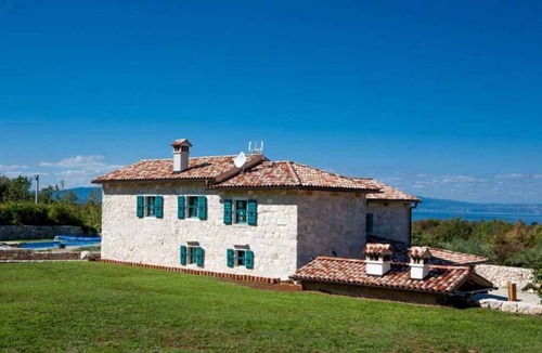 Malinska-Dubasnica House | Holiday home with outdoor pool, barbecue and children's swing