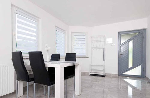 Crnomelj House | Holiday home with peaceful surroundings