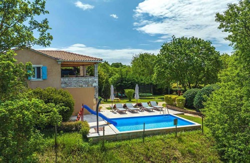 Gradisce House | Holiday home with pool and air conditioning