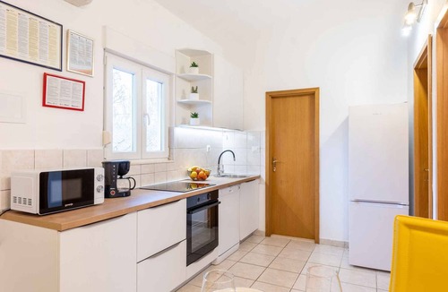 Labin House | Holiday home with pool and air conditioning