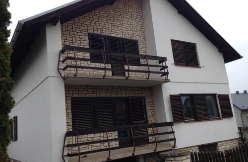 Vukovar House | Holiday home with private parking Vukovar