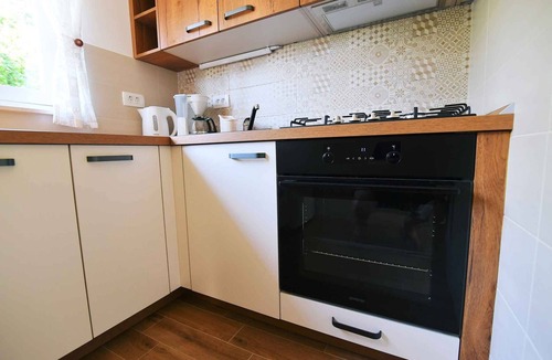 Obrs House | Holiday home with sea views, air conditioning and garden