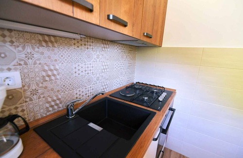 Obrs House | Holiday home with sea views, air conditioning and garden