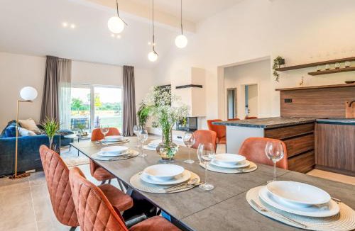 Klostar Ivanic House | Holiday Home Zelena Oaza by Interhome