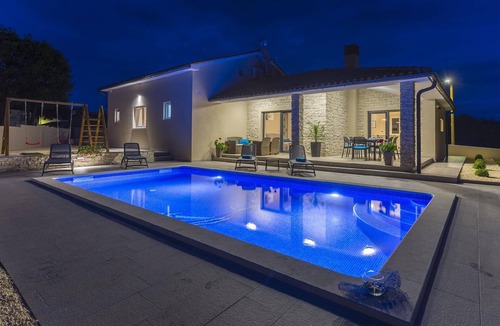 Belavici House | Holiday house Belavići for 1 - 6 persons with 2 bedrooms - Holiday home