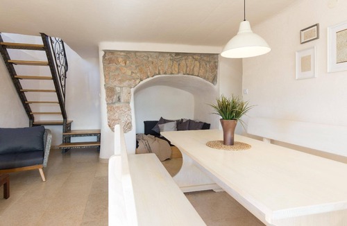 Polje House | Holiday house Dobrinj for 1 - 6 persons with 2 bedrooms - Holiday home