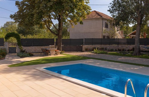 Drnis House | Holiday house Drnis for 1 - 6 persons with 2 bedrooms - Holiday house