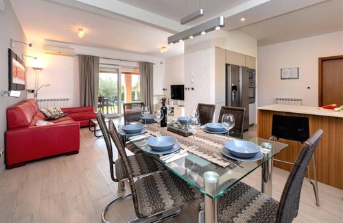 Kosinozici House | Holiday house for 6 persons approx. 120 qm in Kosinožići, Poreč, Istria (Istrian Riviera)
