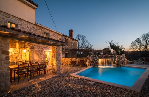 Garica House | Holiday house Garica for 1 - 10 persons with 4 bedrooms - Holiday home