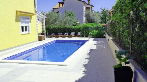 Silo Apartment | Holiday House Holek
