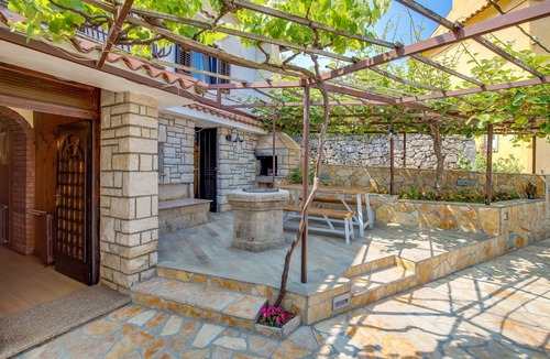 Obrs House | Holiday house with a swimming pool Obrš, Opatija (K-7835)