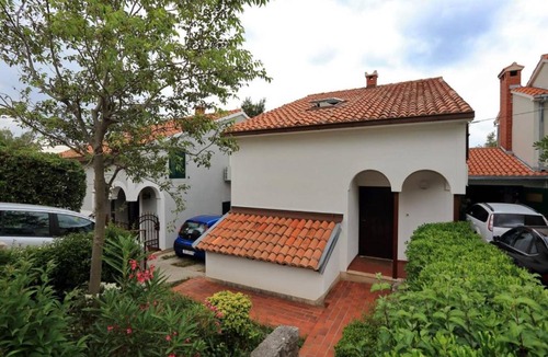 Starigrad House | Holiday house in Starigrad-Paklenica with Terrace, Air conditioning, WIFI, Washing machine (4854-1)