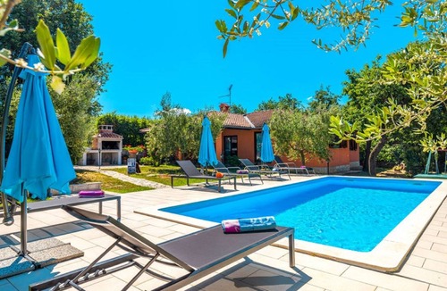 Sveti Lovrec Apartment | Holiday House Kosuta in Sveti Lovrec