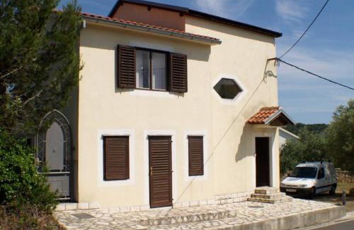 Zemunik Donji House | Holiday house in Kukljica with sea view, terrace, air conditioning, Wi-Fi (4572-1)