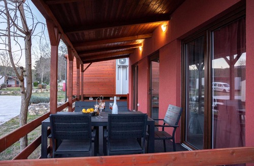 Donji Karin House | Holiday house Karin for 1 - 4 persons with 2 bedrooms - Holiday home