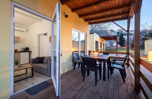 Donji Karin House | Holiday house Karin for 1 - 4 persons with 2 bedrooms - Holiday home