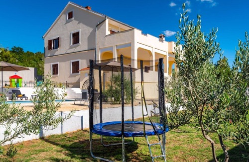 Krusevo Villa | HOLIDAY HOUSE KLARA