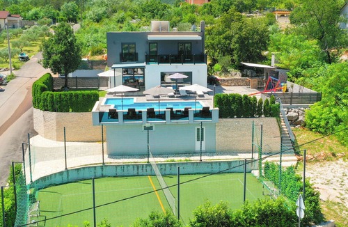Grubine House | Holiday house "Luxury" Grubine with pool and amazing view and heated pool