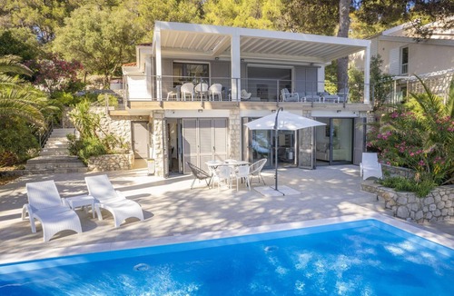 Cove Murtar House | Holiday house Mali Lošinj for 1 - 6 persons with 3 bedrooms - Holiday house