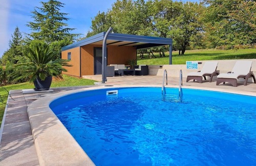 Heki Villa | Holiday House Mikela with pool
