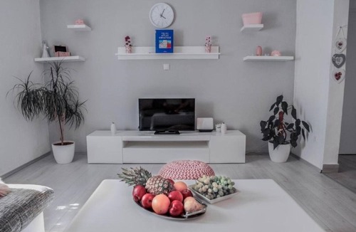 Blizna Donja House | Holiday house Pax - with pool: - Marina, Riviera Trogir, Croatia