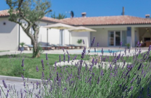 Smoljanci House | Holiday house Smoljanci for 1 - 8 persons with 3 bedrooms - Holiday home
