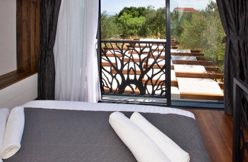 Lukoran House | Holiday house Stone house with jacuzzi - Lukoran, Island Ugljan, Croatia