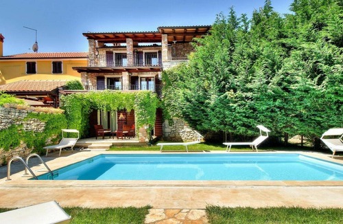 Materada House | Holiday house Umag for 1 - 8 persons with 3 bedrooms - Twin house