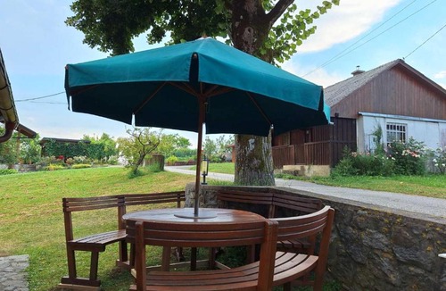 Ozalj House | Holiday house Vuketich Hills - Welcome drink, free parking, Wi-fi