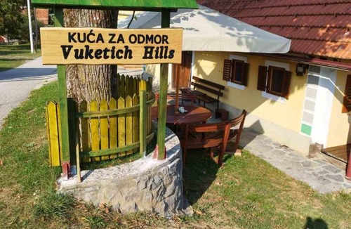 Ozalj House | Holiday house Vuketich Hills - Welcome drink, free parking, Wi-fi